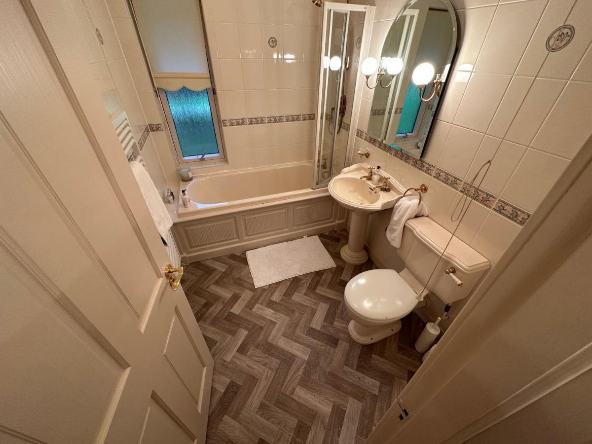 One Dunbar Court Gleneagles Village Auchterarder Exteriör bild